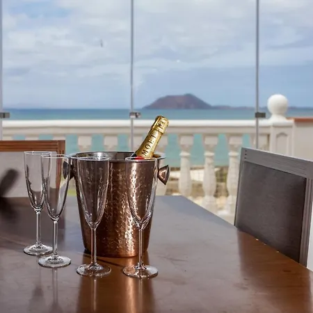 Marina I Beachfront By Holidays * Corralejo