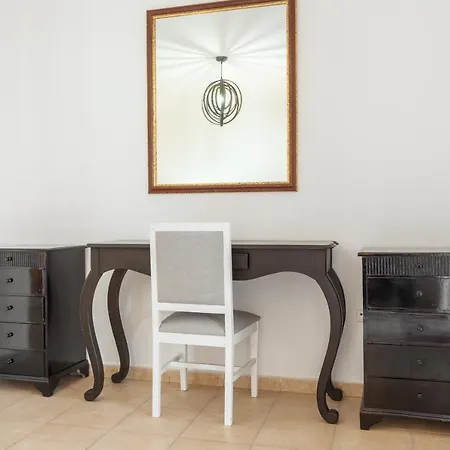 Marina I Beachfront By Holidays Villa *