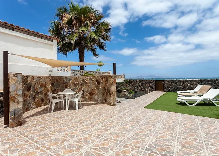 Villa Marina I Beachfront By Holidays Corralejo