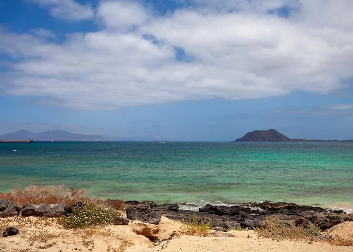 Marina I Beachfront By Holidays *