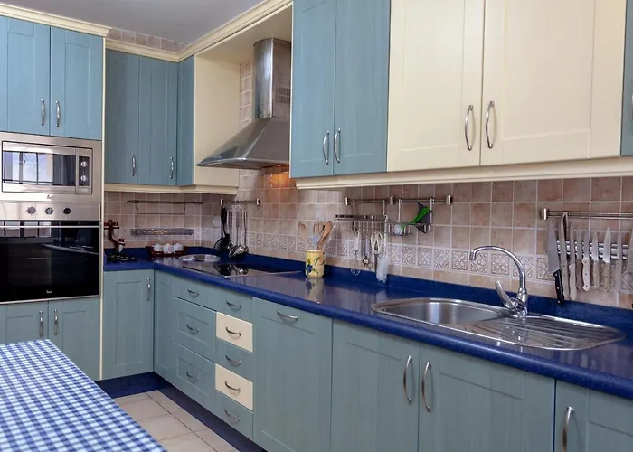 Marina I Beachfront By Holidays *