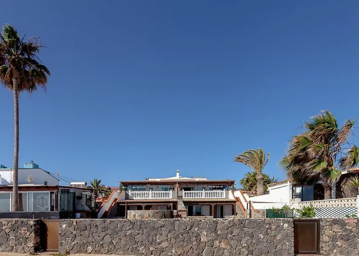 Villa Marina I Beachfront By Holidays *